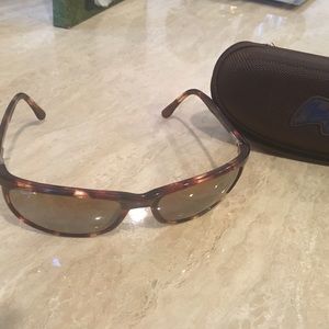 Men's Maui Jim tortoise thin wayfarer