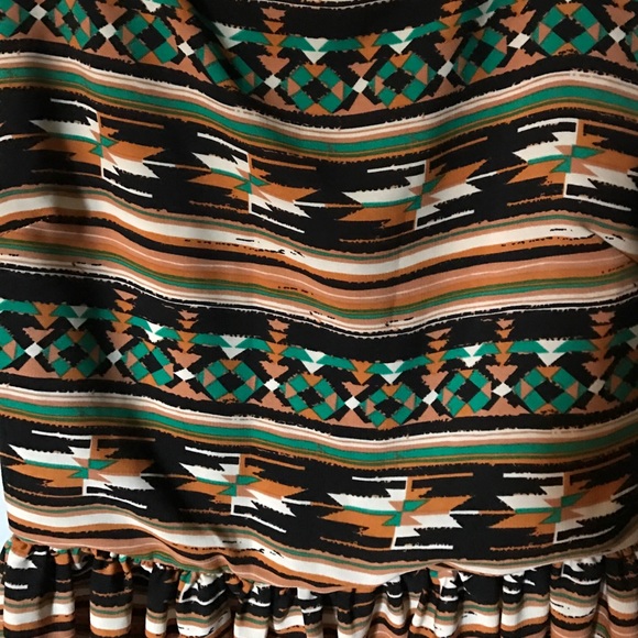 Patterned Dress - Picture 3 of 3