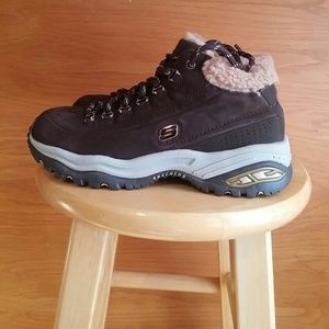 Skechers Sport Premium Suede Boots Size 6.5