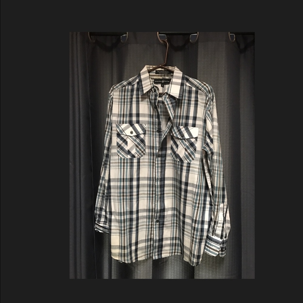 Men's dress shirt