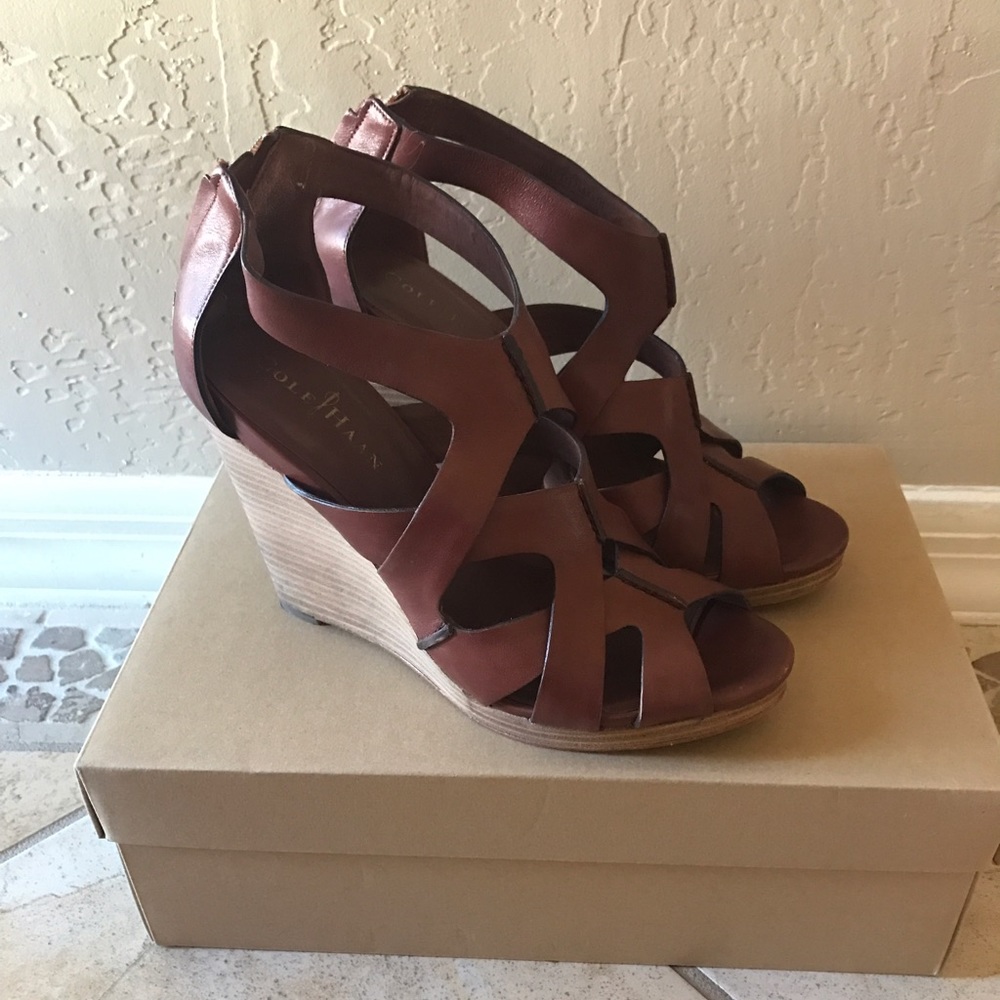 cole haan wedges!!