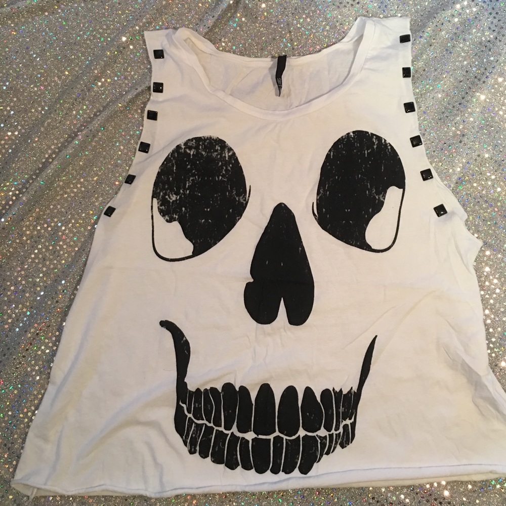 LOVE ♥️CULTURE WACKY SKULL GOTH FACE TANK✨