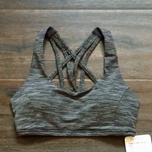 NWT Lululemon Free To Be Tranquil Bra sz4 $52