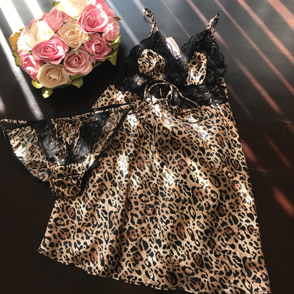 Victoria's Secret Leopard Satin Set Sz S NWT