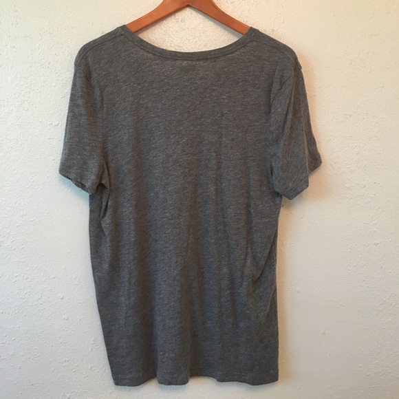 GRAY VICTORIA'S SECRET TOP W/ PINK POCKET - Picture 2 of 3