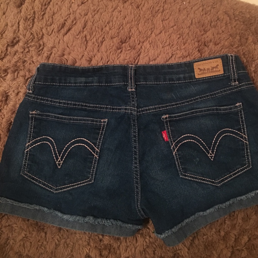 Levi Jean Shorty Shorts