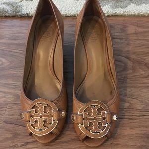 Tory Burch tan peep toe wedges