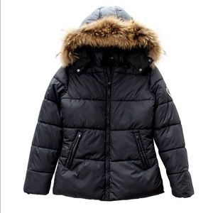 Black puffy winter coat with fur