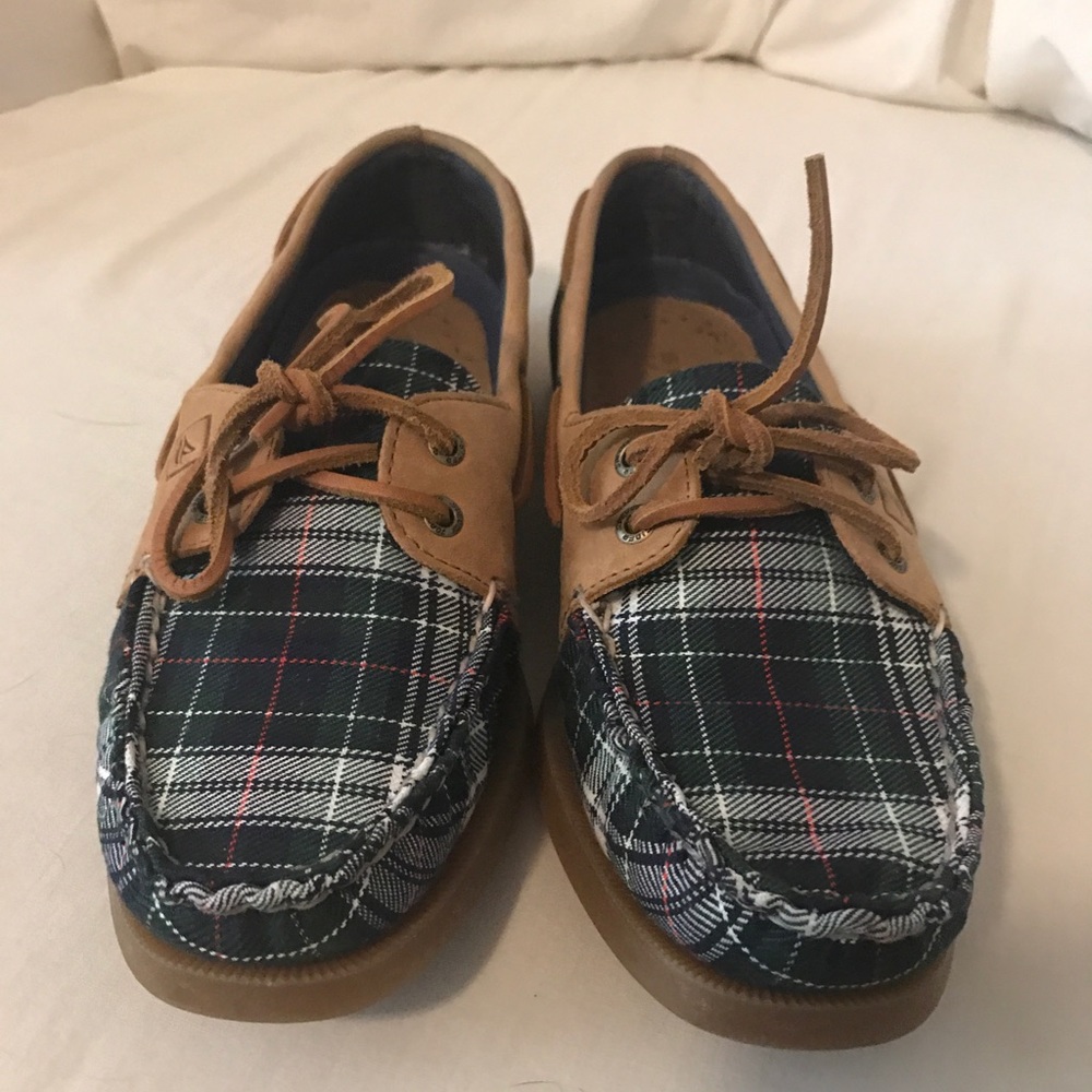 SPERRY TOP-SIDER A/O 2-EYE TARTAN PLAID size 7.5