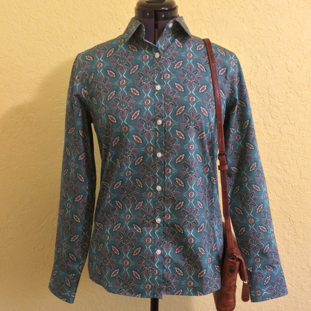 Green Button-Up