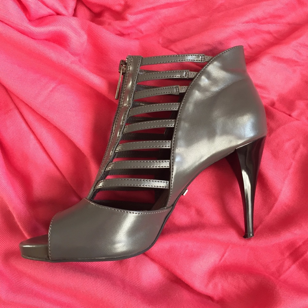 Limelight Gray Heels