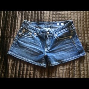 Miss Me Shorts size 29