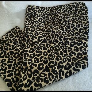 Lilly Pulitzer Bailey Capri / Spot On jacquard EUC