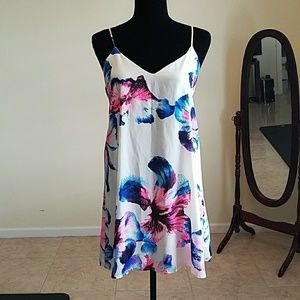 Floral flowy dress