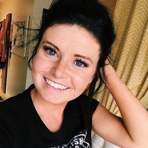 Meet your Posher, Kallie