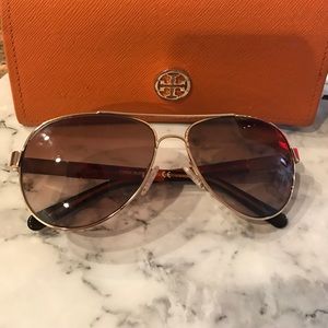 Tory burch aviator sunglasses. Tri color sides