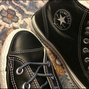 {Converse} All Weather Chuck Taylors
