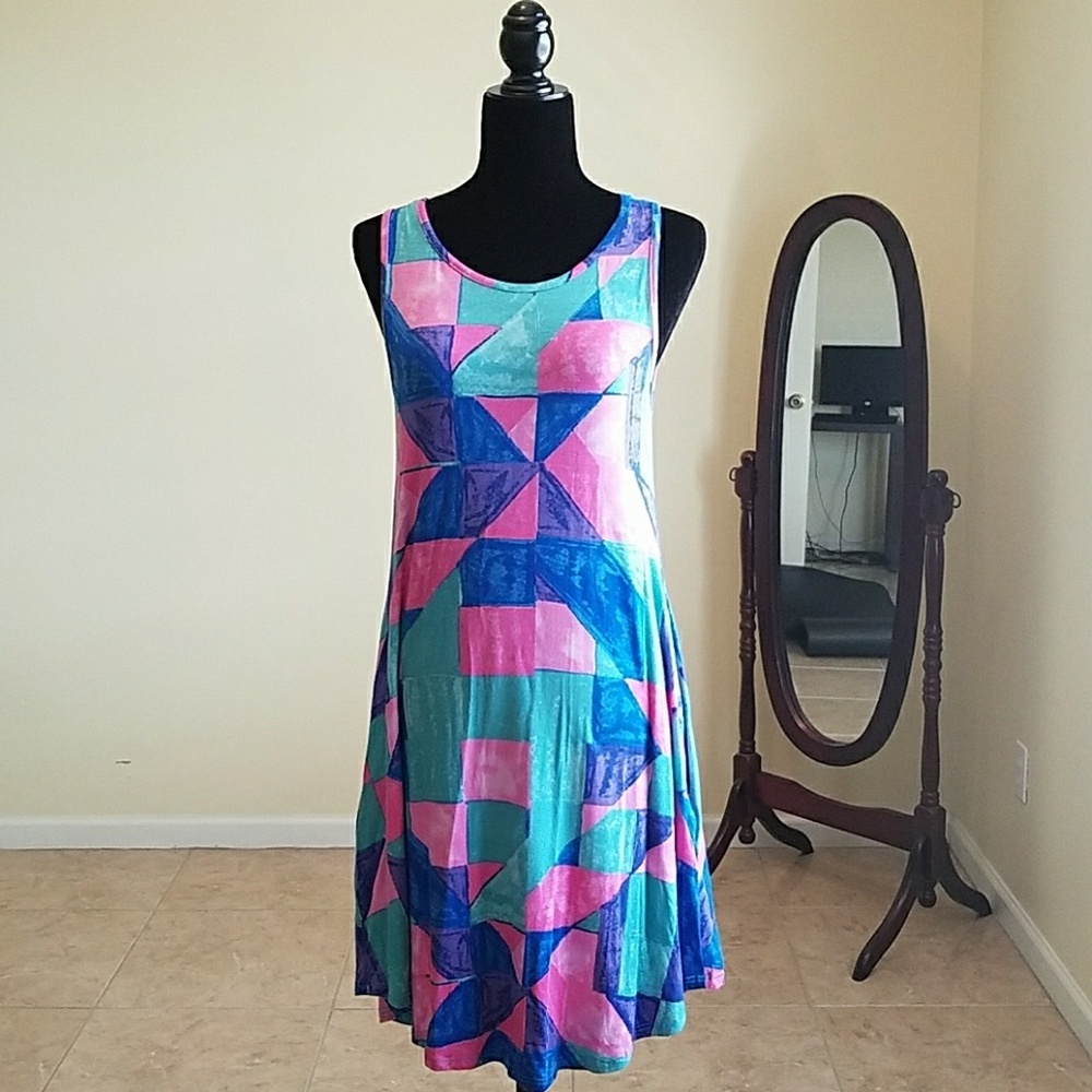 Colorful midi spring dress with pockets!