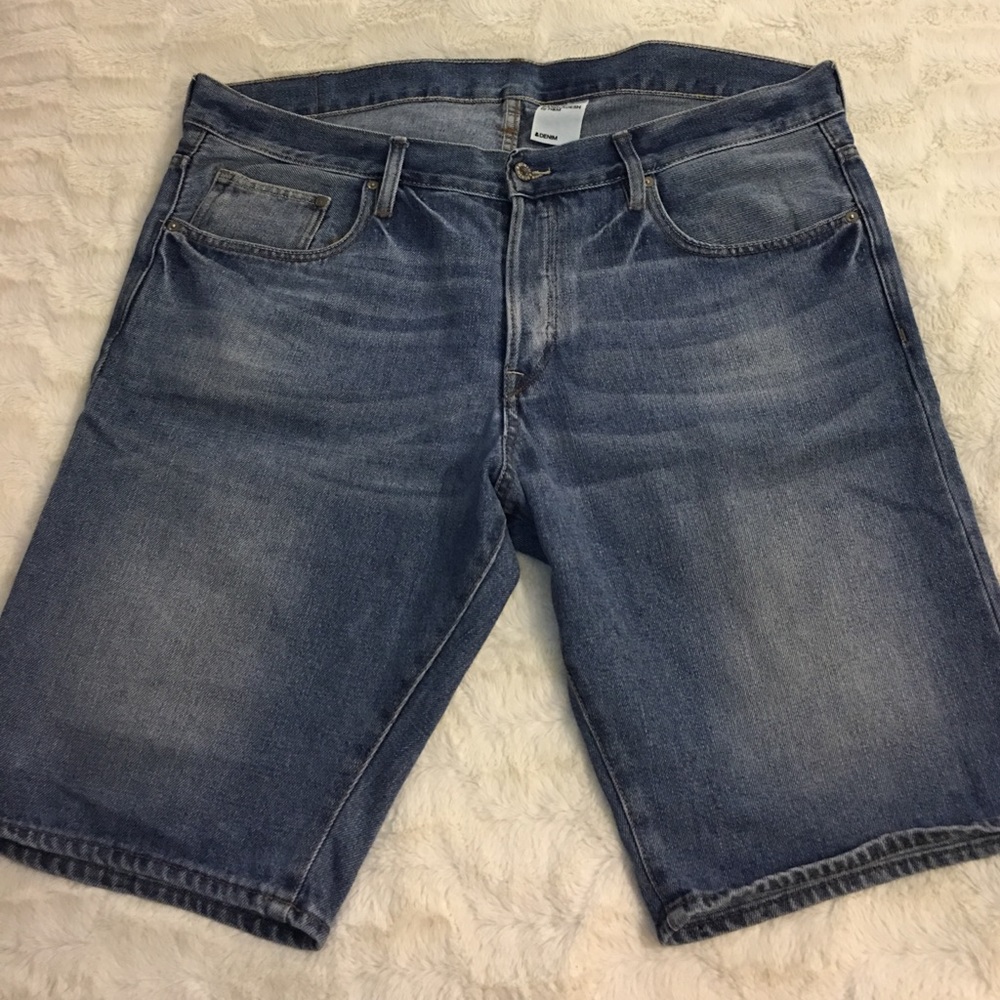 H&M denim shorts