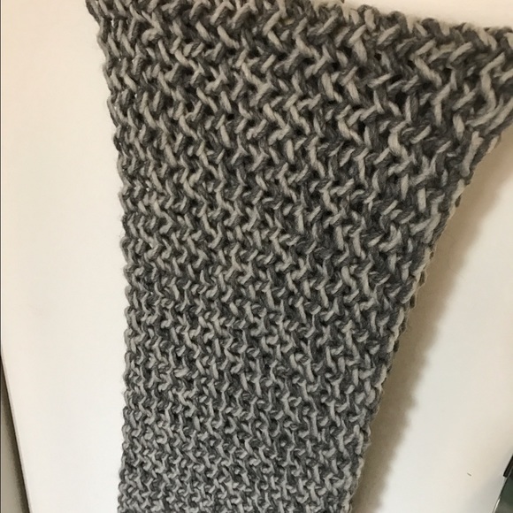 Fratelli Talli wool extra long scarf - Picture 1 of 3