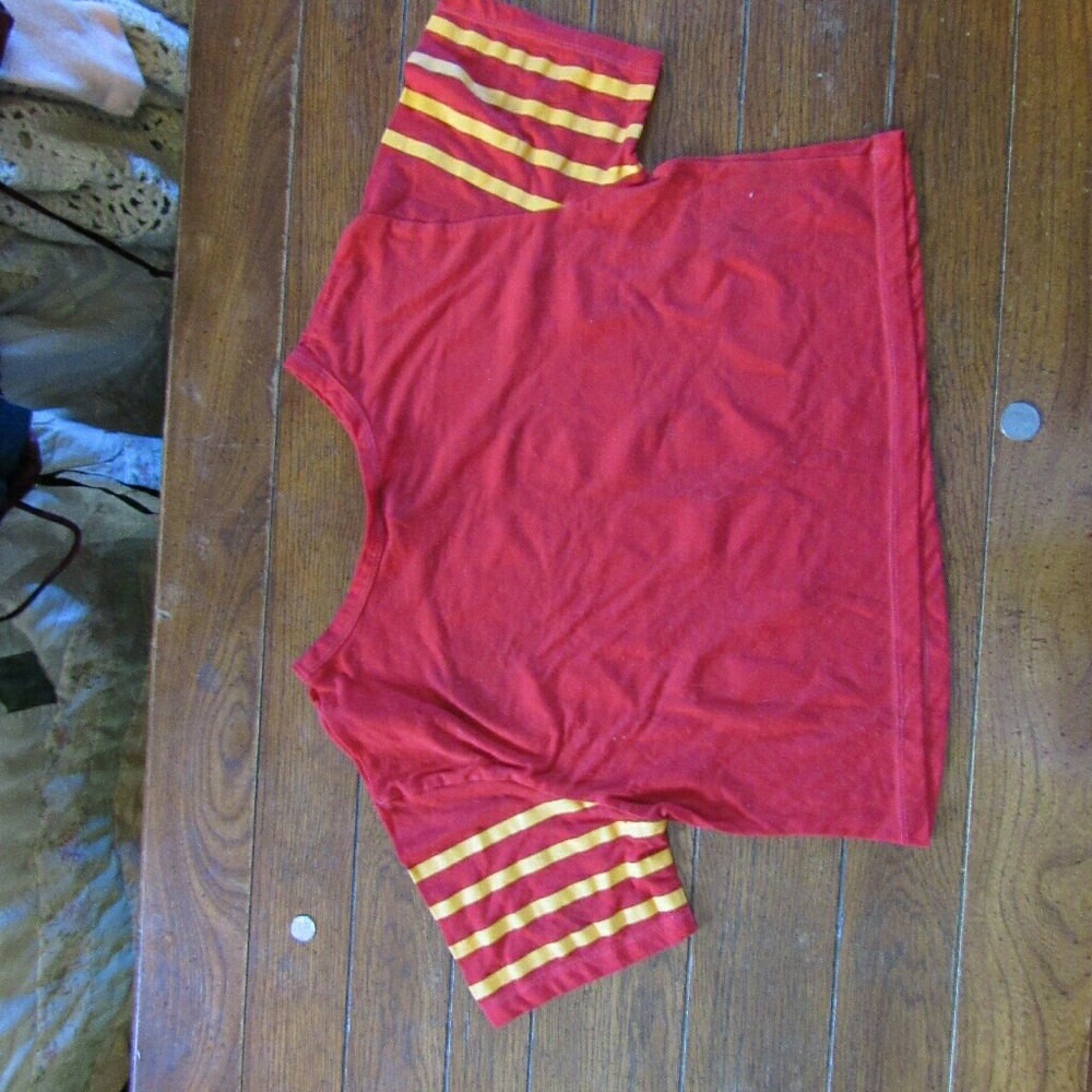 Crop top - Picture 2 of 2