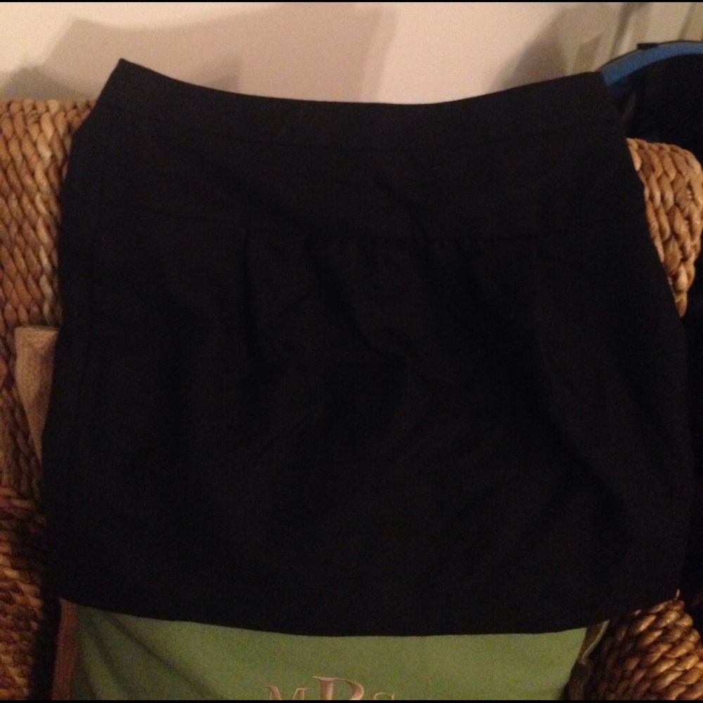 Ann Taylor Loft  Black Skirt 8