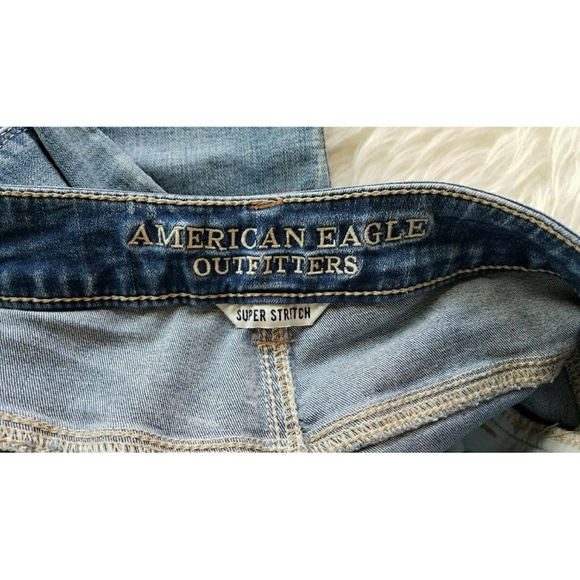 🚫SOLD🚫 Distressed Denim Hi-Rise Cropped Jeggings - Picture 2 of 7