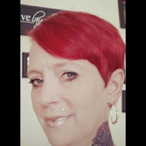 Meet your Posher, Nikki