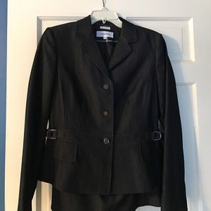 Slate modern cut Calvin Klein skirt suit size 8