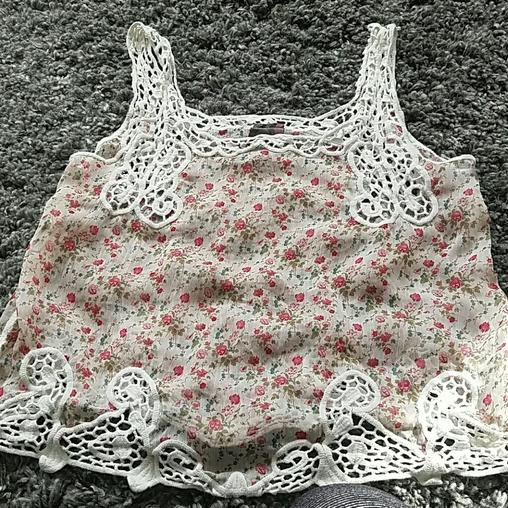 Bohemian style tank with adorable crochet detail