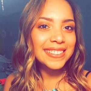 Meet your Posher, Lesly