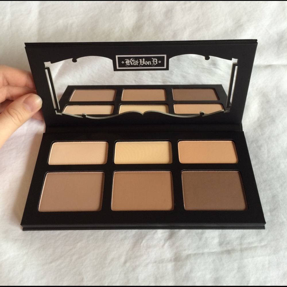 Kat Von D Shade + Light Contour Palette