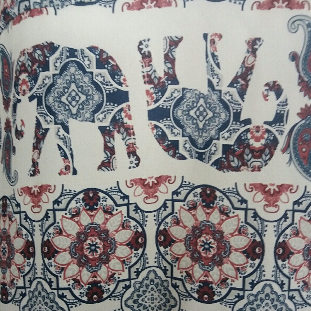 SOLD Rue 21 Elephant Top - Picture 2 of 8