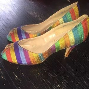 Vintage So Unmistakably Johansen silk heels