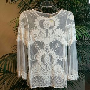 *NEW LISTING* Vintage Style Long Sleeve Top  NWOT