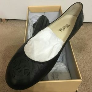 Black designer flats
