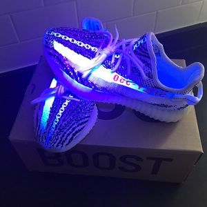 Yeezy 350 V2 zebras Yeezy 350 V2 zebras