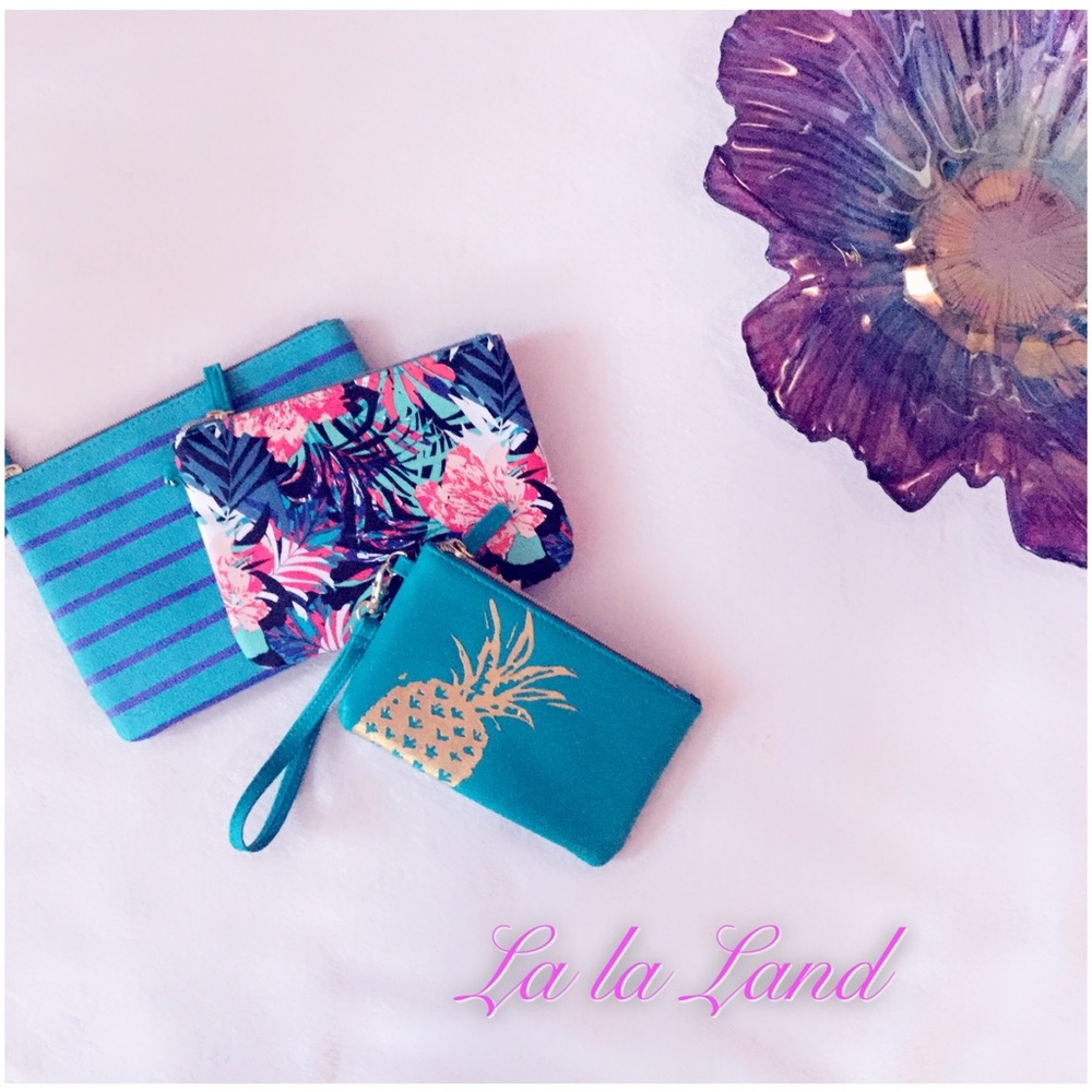 Tropical Blue Zipper Pouch