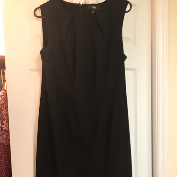 LBD - Picture 4 of 4
