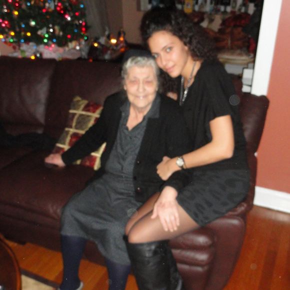 Meet your Posher, Andriana - Picture 1 of 1