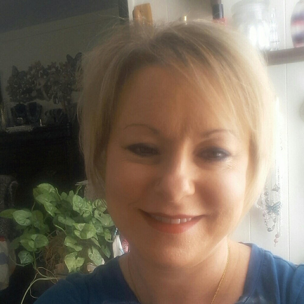 Meet your Posher, Tina