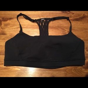 Lululemon sz 6 TRUE SELF bra black adjustable