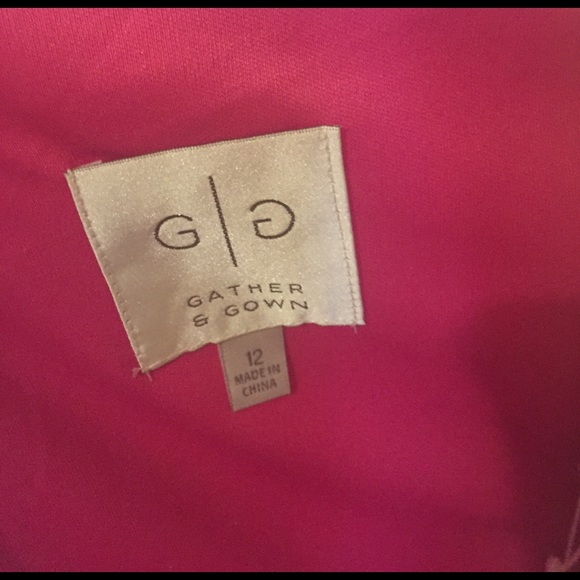 Dress - Picture 3 of 3