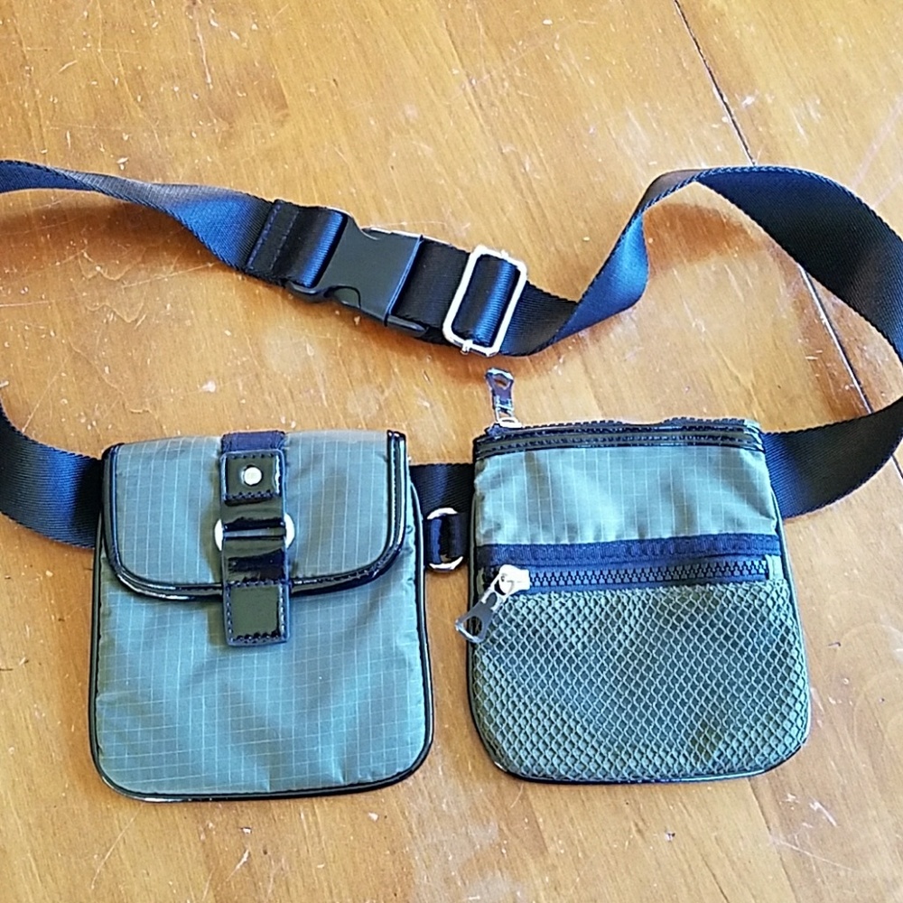 Kenneth Cole Reaction Bum Bag