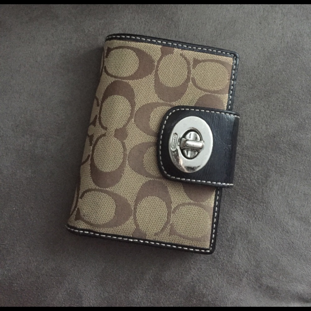 Coach wallet