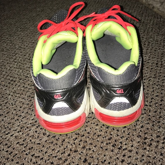 Asics Running Shoes | size 7 - Picture 3 of 6