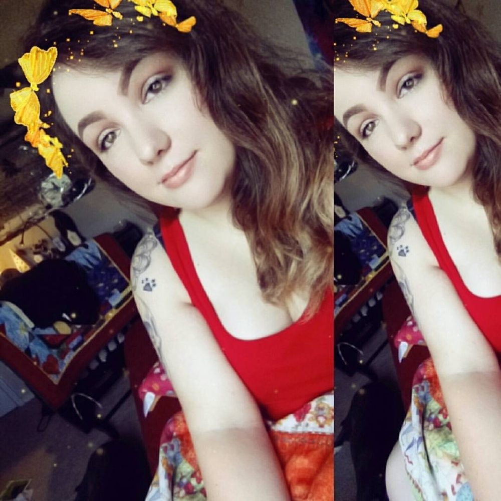 Meet your Posher, Katelyn