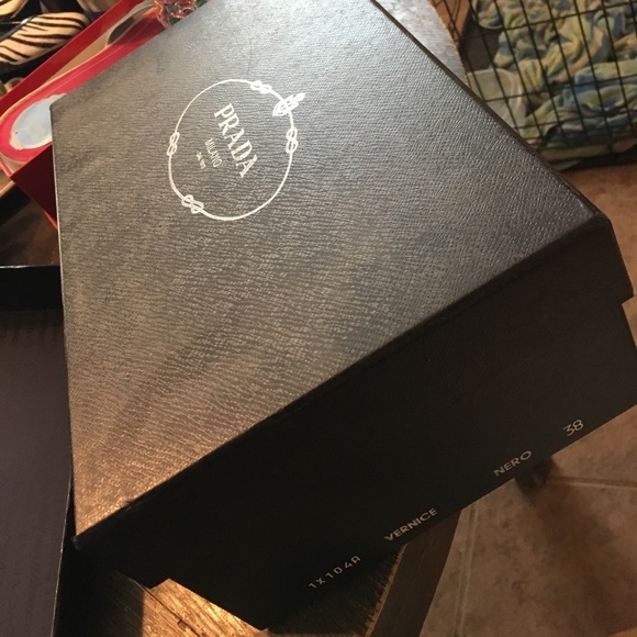 Prada high heeled shoes - Picture 5 of 5