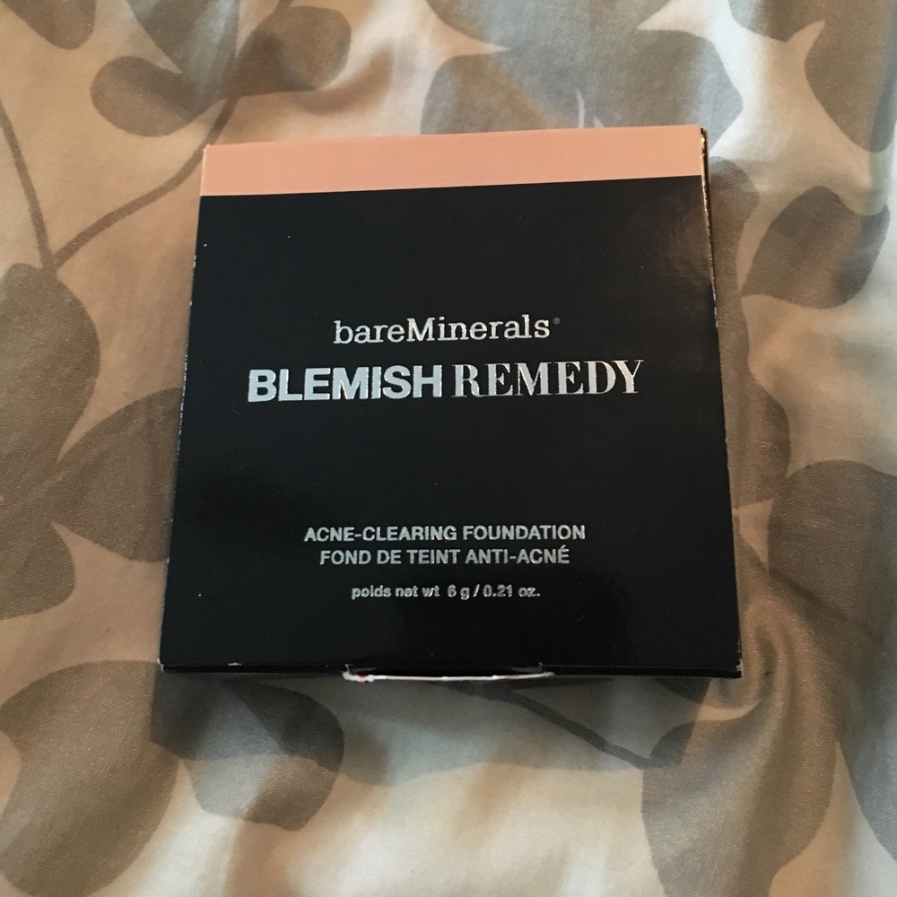 BareMinerals Blemish remedy