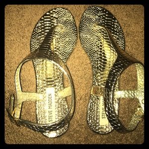 BRAND NEW Never worn Steve Madden Gold Sandals